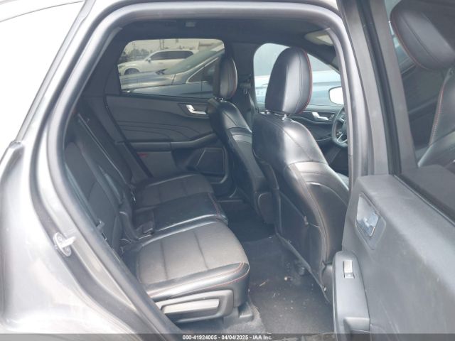 1FMCU0MN5PUB20415 Ford Escape St-line