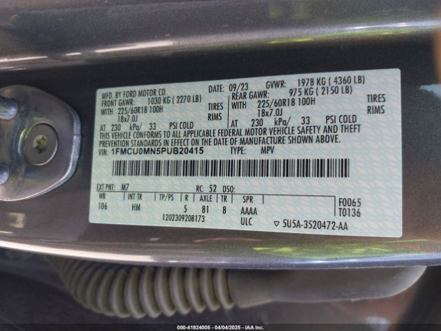 1FMCU0MN5PUB20415 Ford Escape St-line