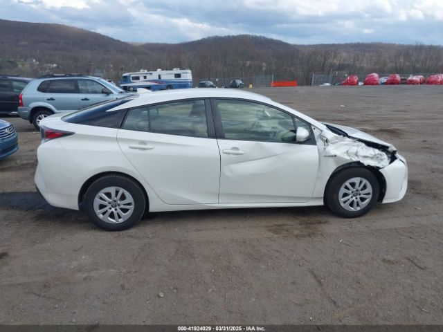JTDKBRFU6G3003883 Toyota Prius Two