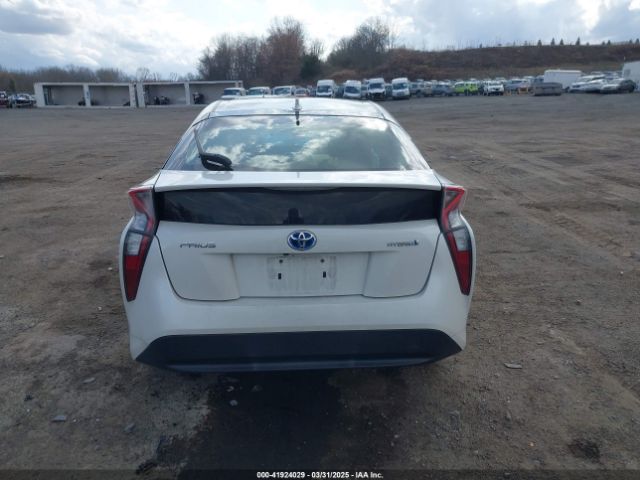 JTDKBRFU6G3003883 Toyota Prius Two