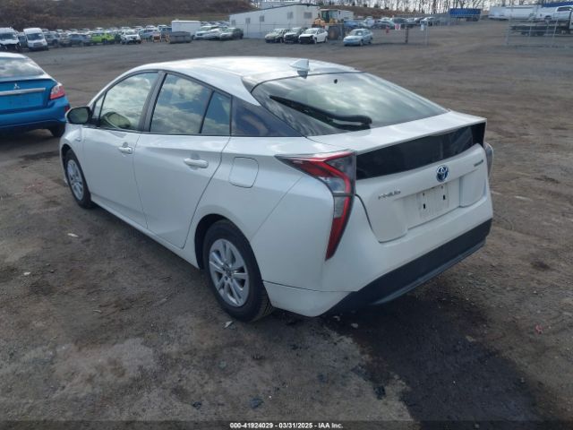 JTDKBRFU6G3003883 Toyota Prius Two