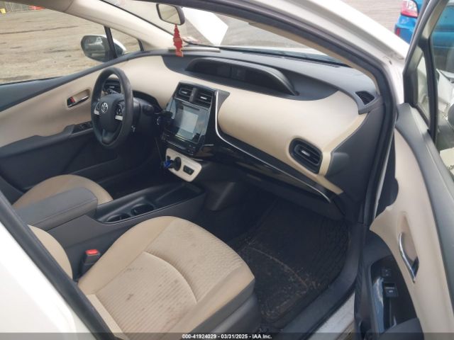 JTDKBRFU6G3003883 Toyota Prius Two