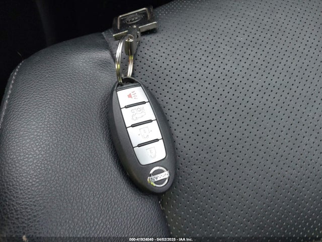 5N1AT2MV0GC743484 Nissan Rogue Sl