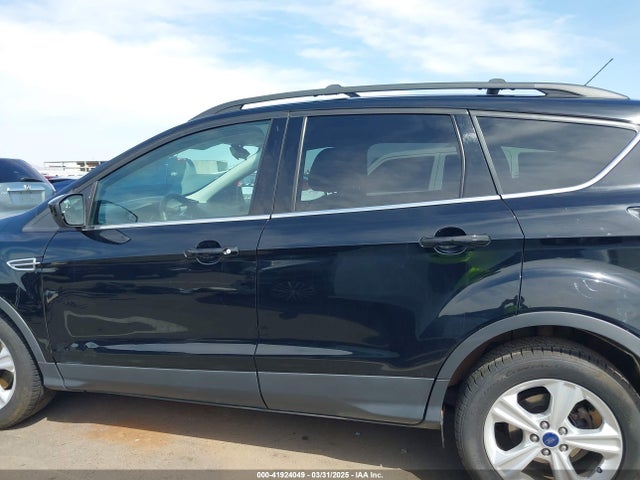 1FMCU0GX6GUB96173 Ford ESCAPE SE