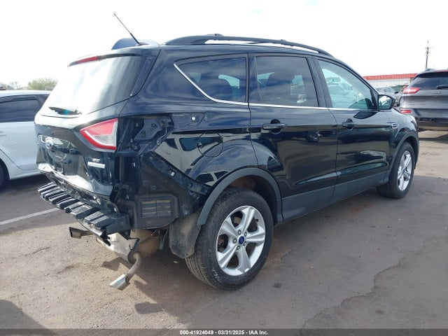 1FMCU0GX6GUB96173 Ford ESCAPE SE