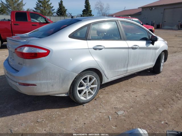 3FADP4BJ4JM134833 Ford FIESTA SE