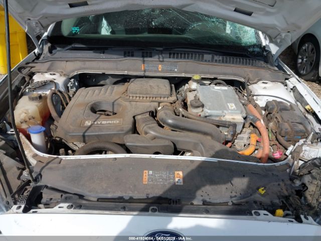 3FA6P0LU2KR182426 Ford Fusion Hybrid Se