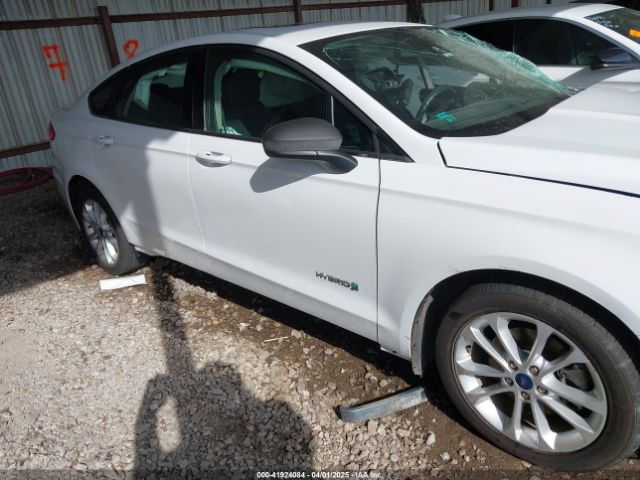 3FA6P0LU2KR182426 Ford Fusion Hybrid Se