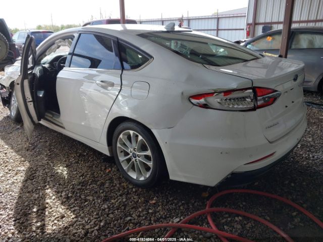 3FA6P0LU2KR182426 Ford Fusion Hybrid Se