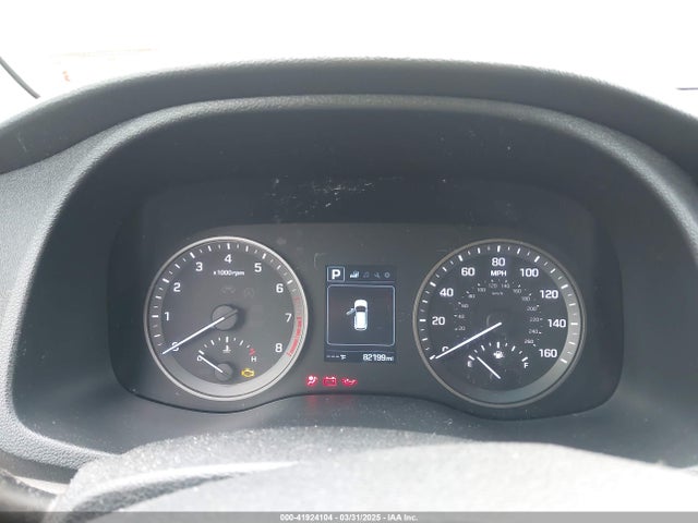 KM8J3CA40HU317405 Hyundai TUCSON SE