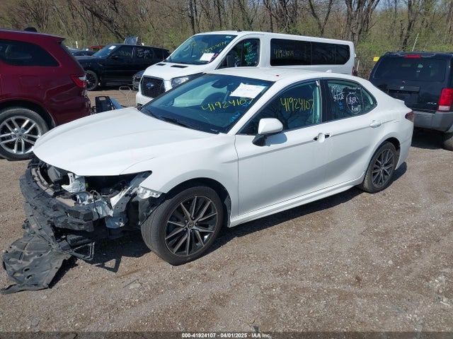 4T1G11AK6MU586134 Toyota CAMRY SE