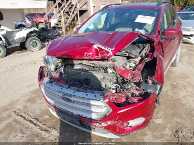 1FMCU0HD1KUB83960 Ford ESCAPE SEL