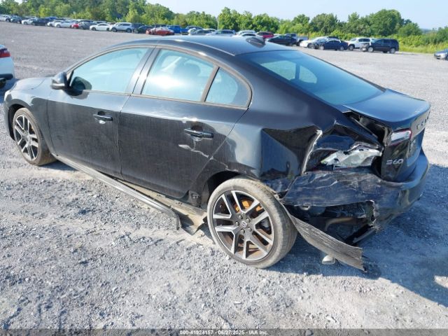 2017 VOLVO S60 YV126MFL4H2433816 Photo 2