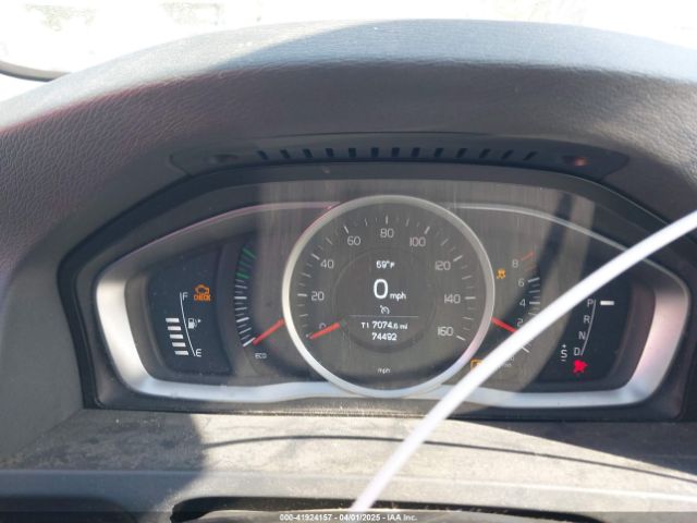 2017 VOLVO S60 YV126MFL4H2433816 Photo 6