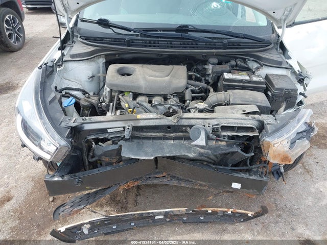 3KPA24AB1JE063848 KIA RIO LX