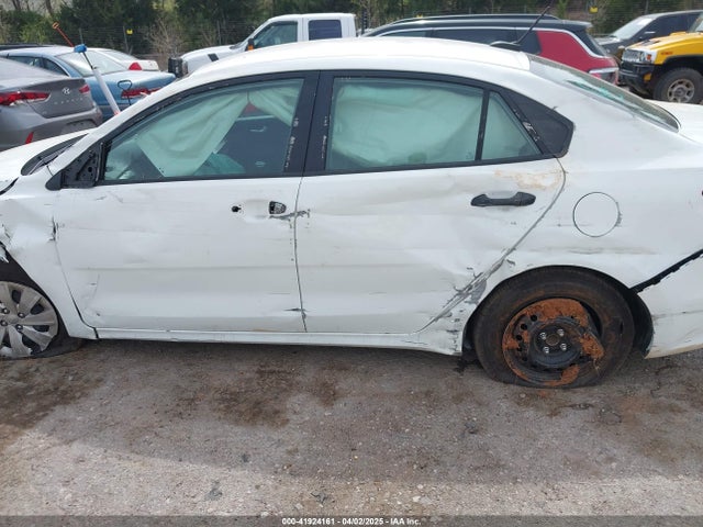 3KPA24AB1JE063848 KIA RIO LX