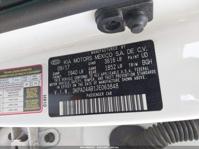 3KPA24AB1JE063848 KIA RIO LX