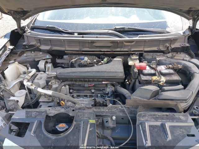 5N1AT2MV9HC868890 Nissan Rogue Sl