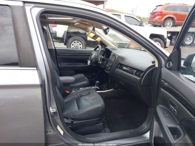 2017 MITSUBISHI OUTLANDER JA4JZ4AX6HZ011373 Photo 4