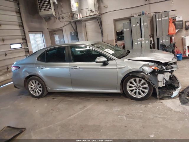 4T1B11HK6KU210613 Toyota CAMRY LE