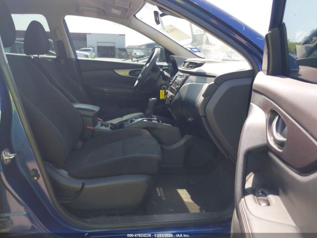 JN1BJ1AV8MW308223 Nissan Rogue Sport S Fwd Xtronic Cvt