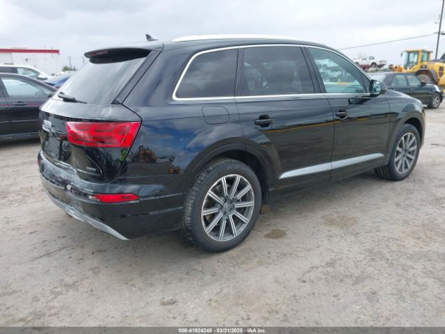 WA1LHAF78JD054456 Audi Q7 2.0t Premium