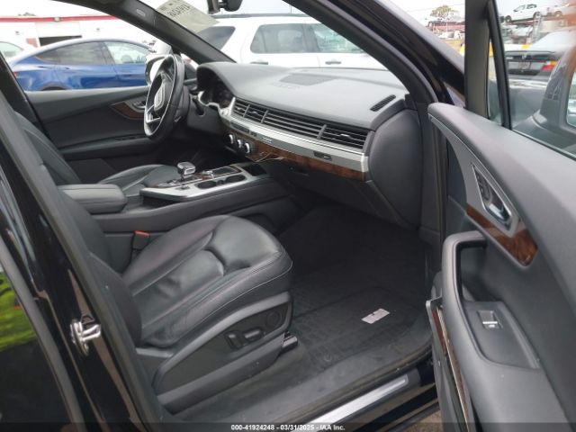 WA1LHAF78JD054456 Audi Q7 2.0t Premium