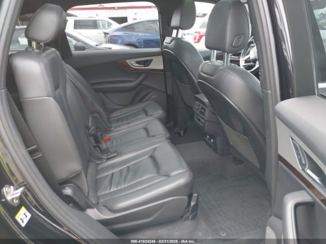 WA1LHAF78JD054456 Audi Q7 2.0t Premium