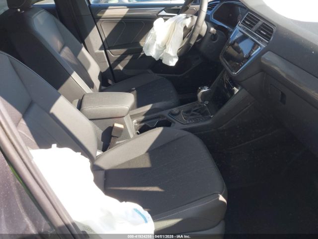 2024 VOLKSWAGEN TIGUAN 3VV8B7AX0RM231879 Photo 4