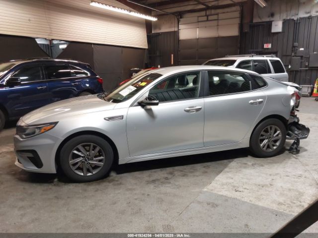 5XXGT4L38LG440702 KIA Optima Lx