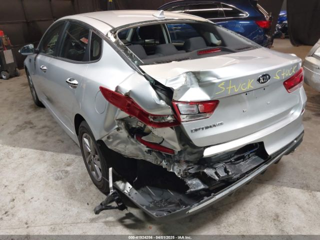 5XXGT4L38LG440702 KIA Optima Lx