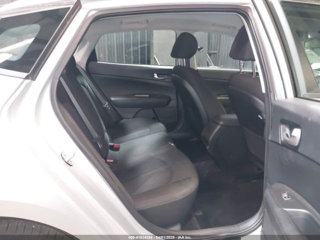 5XXGT4L38LG440702 KIA Optima Lx