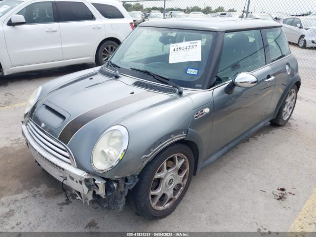 2006 MINI COOPER S WMWRE33546TJ40154 Photo 1
