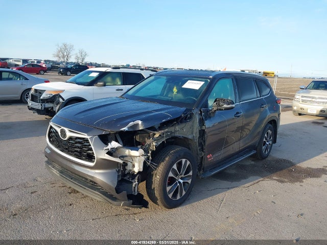 5TDGZRAH1LS005822 Toyota Highlander Xle