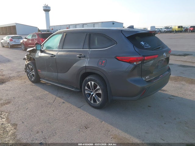 5TDGZRAH1LS005822 Toyota Highlander Xle