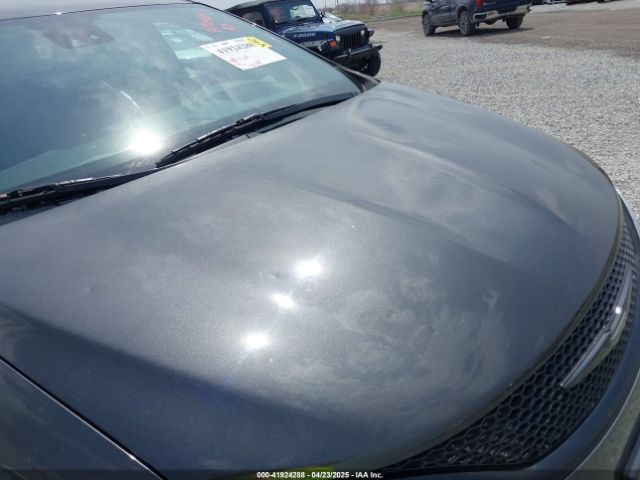 2C4RC1GG7KR532538 Chrysler Pacifica Limited