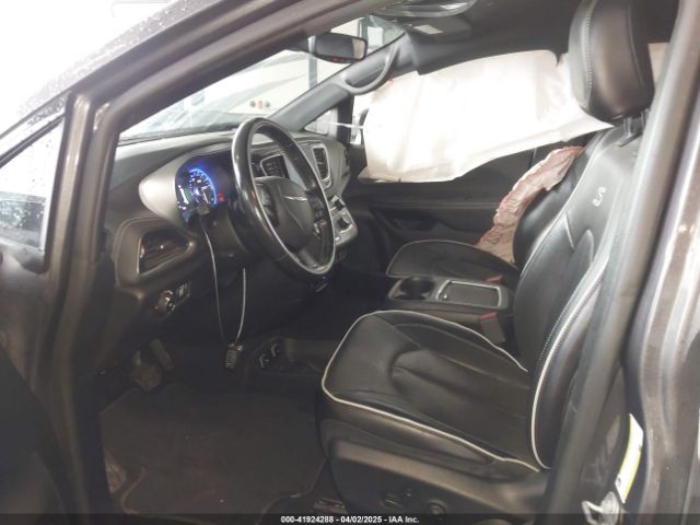 2C4RC1GG7KR532538 Chrysler Pacifica Limited