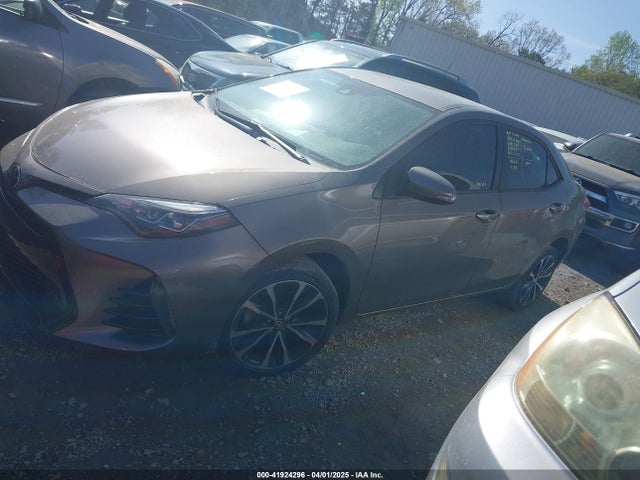 5YFBURHE3JP759413 Toyota COROLLA SE