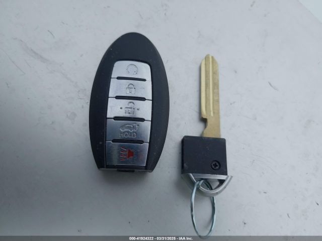 KNMAT2MV6JP511461 Nissan ROGUE SV