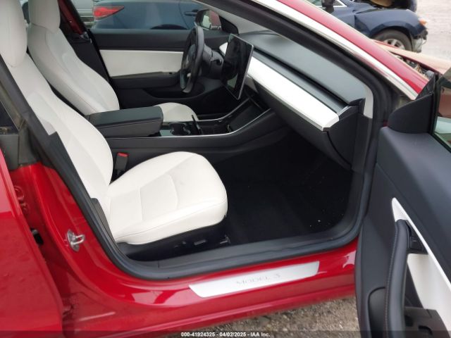 5YJ3E1EB7JF055384 Tesla Model 3 Long Range/performance