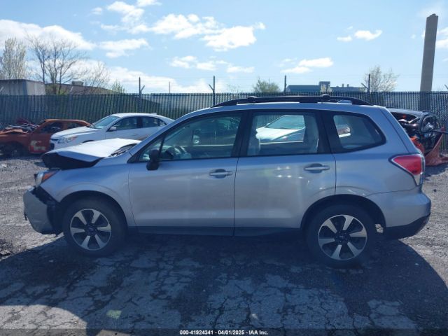 JF2SJABC6HH451001 Subaru Forester 2.5i