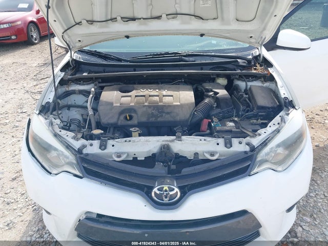 5YFBURHEXFP327828 Toyota COROLLA LE