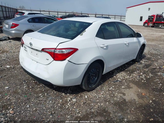 5YFBURHEXFP327828 Toyota COROLLA LE