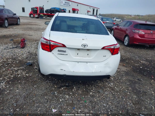 5YFBURHEXFP327828 Toyota COROLLA LE