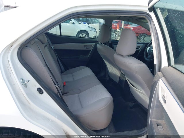 5YFBURHEXFP327828 Toyota COROLLA LE