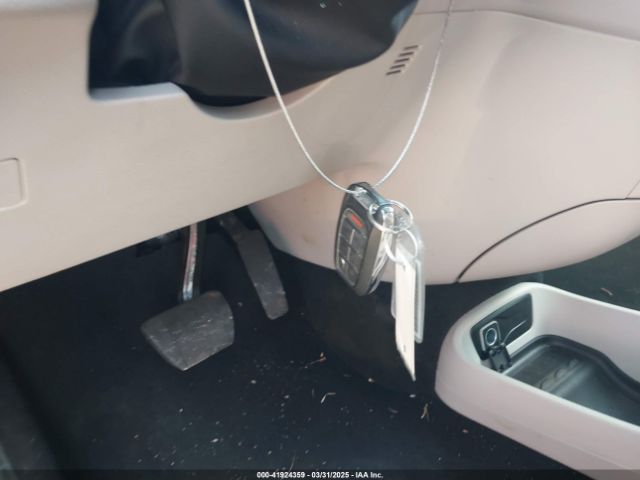 2023 CHRYSLER PACIFICA 2C4RC1BG5PR550650 Photo 10