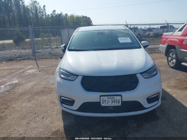 Chrysler Pacifica Touring L 2023 2C4RC1BG5PR550650 Image 13