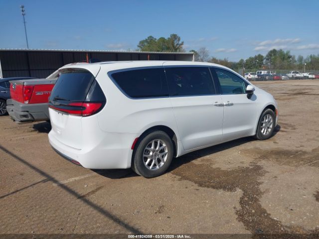2023 CHRYSLER PACIFICA 2C4RC1BG5PR550650 Photo 3