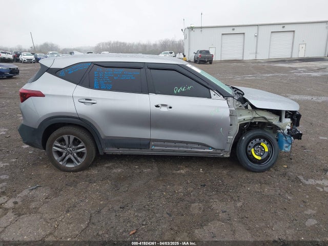 KNDEPCAA0M7116645 KIA Seltos Lx
