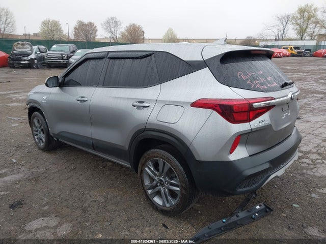 KNDEPCAA0M7116645 KIA Seltos Lx